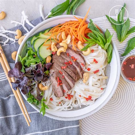 Thai Beef Salad With Noodles Dinner Twist
