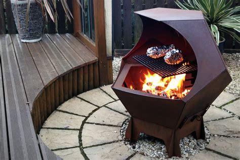 You have the freedom to finish the masonry stone with the material that best matches your outdoor decor, and you can even boost the height of the fire pit by. 35 Metal Fire Pit Designs and Outdoor Setting Ideas