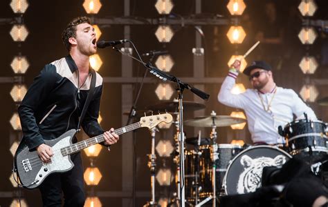 Watch As Royal Blood Duet With Their Dads On Stage In Southampton