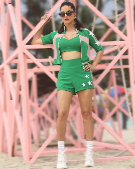 Sunny Leone Wows Internet In Green And Pastel Pink Co Ord Set