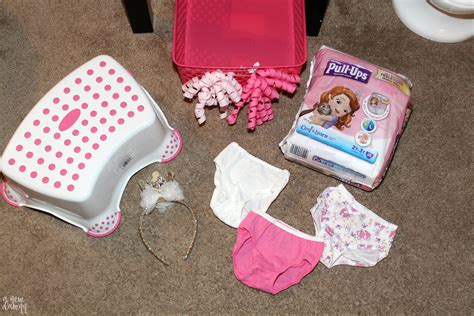 Potty Training Kit With Pull Ups® Cool And Learn® Training Pants