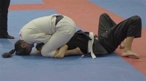 Women S Brazilian Jiu Jitsu NY Fall Open C17 Triangle Choke YouTube