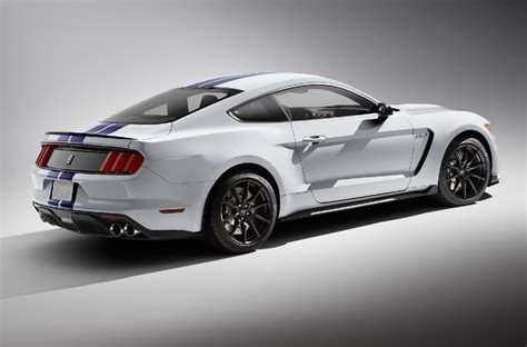 Blog For Car Lovers 2016 Ford Shelby Gt 350 Pricing Specs Release Date