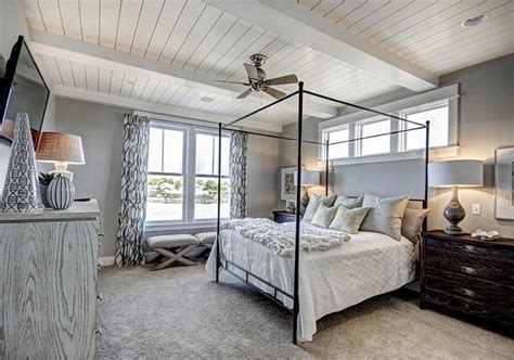 Ranch Style Home With Transitional Coastal Interiors Home Bunch An