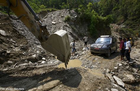 Nepal Landslide Blocks River Raises Fears Of Flood Reaching India Asia News Asiaone