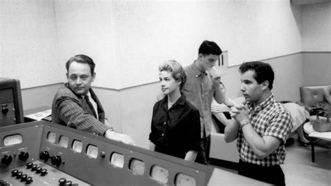 Goffin And King : Gerry goffin and carole king at the rca recording