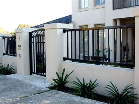 White house gate, modern house gate. 20+ Simple House Architecture And Design In Modern ...