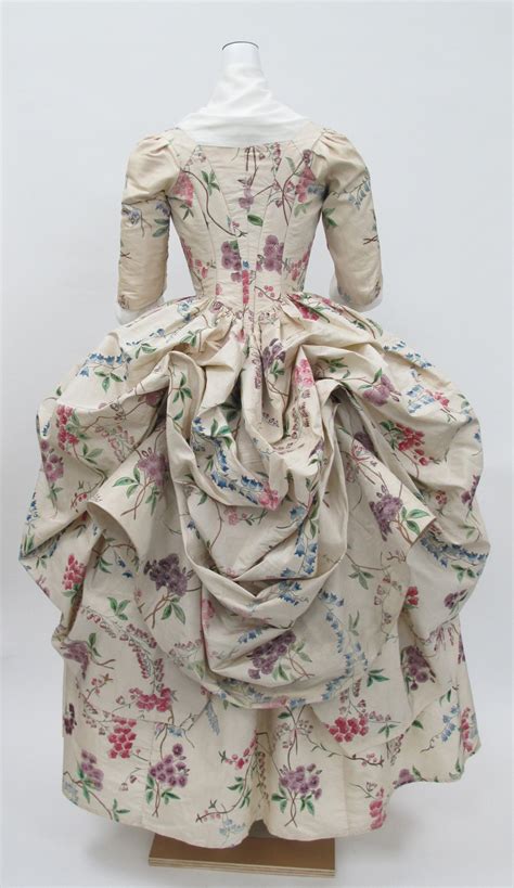 1780 Robe A La Polonaise Metropolitan Museum Costume Antique