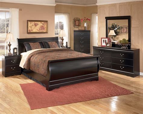 Pier one bedroom sets &#. Huey Vineyard 4-Piece Sleigh Bedroom Set in Black
