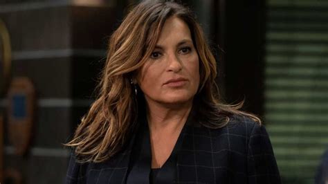 Mariska Hargitay Posts Smoking Hot Photo That Has Fans Going Nuts