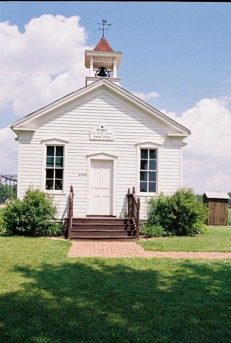 But what if you need to find the best one near you? Hart One Room School House | Old school house, Old country churches, Country school