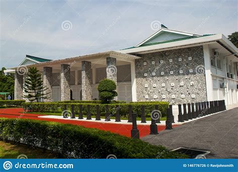 In recognition of his contribution to the country, this place was. TUN ABDUL RAZAK MEMORIAL - KUALA LUMPUR Editorial Photo ...