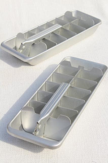 Vintage Ice Cube Trays Aluminum Metal Pull Handle Release Lever Ice Slice