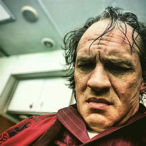 Yakışılılığı ile adından sıkça söz ettiren ünlük. Trailer de filme que tem Tom Hardy como Al Capone é ...