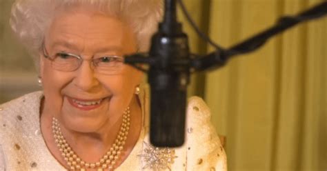 Queen Elizabeth Burst Into Giggles When She Was Asked To Re Record Her 2017 Christmas Message