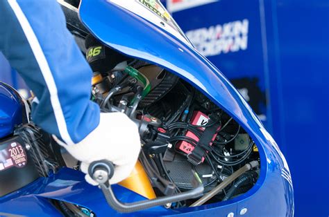 Up Close With The 2013 Yamaha Yzr M1 Asphalt And Rubber