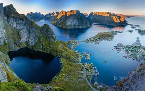 Village Of Reine On Moskenesøya Norway Norway Landscape