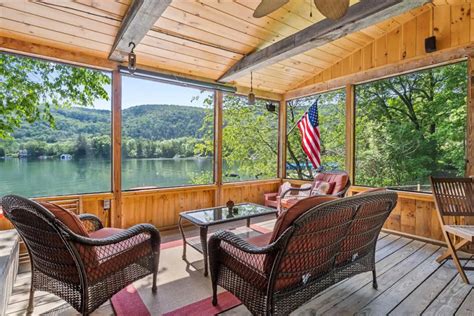 11 Best Lake George Cabin Rentals And Adk Airbnbs Field Mag