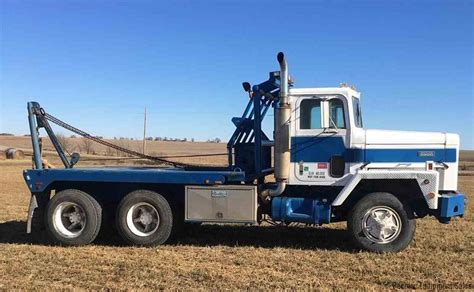 1978 International Paystar 5000 Bed Truck Beeman Equipment Sales