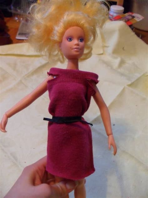 How To Make No Sew Doll Clothes For Barbies And More FeltMagnet