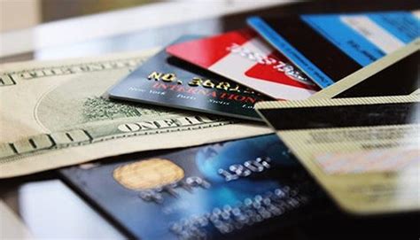 Cash Vs Debit Card Vs Credit Card