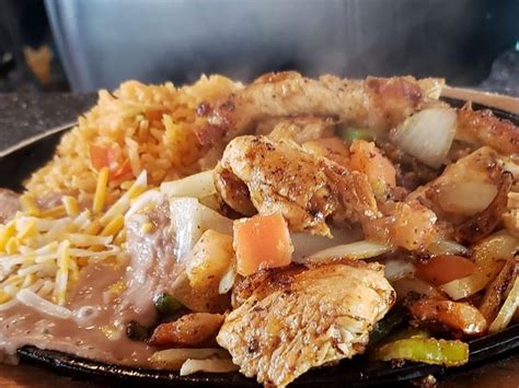 We're served authentic thai cuisine, japanese tepanyaki style, pho' and large selection of seafoods. Eat, Drink and Shop Local in San Angelo, Texas