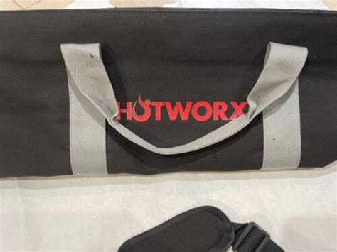 HOTWORX MAT TOWEL LARGE ZIPPERED TOTE BLACK W REMOVABLE STRAPS NEW