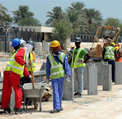 Diesbezüglich hat sich nichts geändert zu den letzten weltmeisterschaften. Fußball-WM 2022: Offenbar 36 weitere Tote auf Baustellen ...