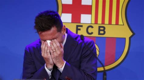 Emotional Lionel Messi Says Goodbye To Barcelona But Psg Move Not Done Yet