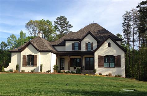 What a shame for an otherwise incredible looking home. Weatherwood Roof & RoofGuard Weatherwood