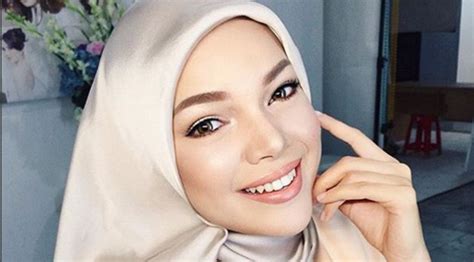 10 Foto Selebgram Muslimah Paling Dicari