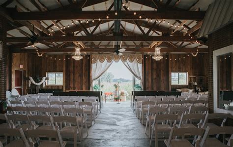 Southern Charm Venues Barn Weddings Chicago