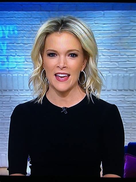 Hot Pictures Of Megyn Kelly Prove That She Is Sexiest Journalist In