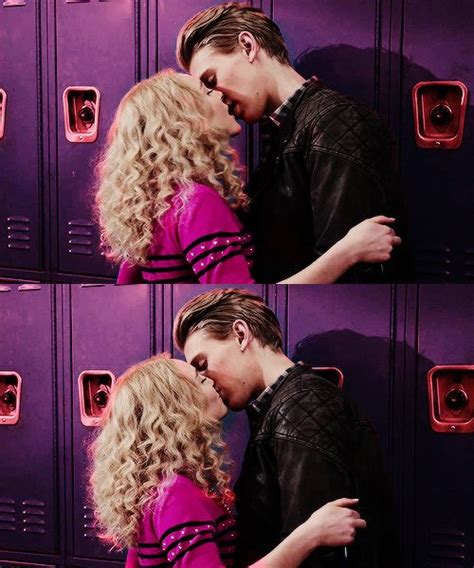 Pin By Emily Hartmann On Art The Carrie Diaries Celebrity Couples