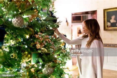 Melania Trump Christmas Photos And Premium High Res Pictures Getty Images