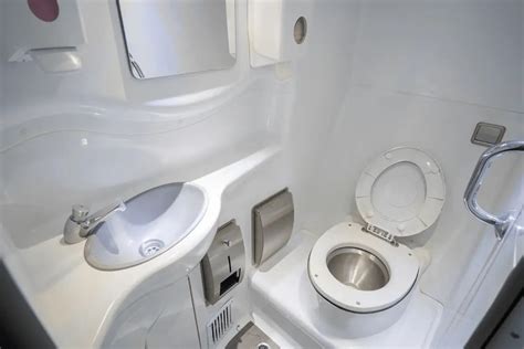 9 Best Rv Toilets Reviewed And Rated In 2019 Toiletable