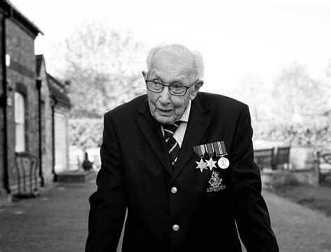 Captain tom moore, the centenarian war veteran who became a u.k. 99-Year-Old War Veteran Who Pledges to Walk 100 Laps ...