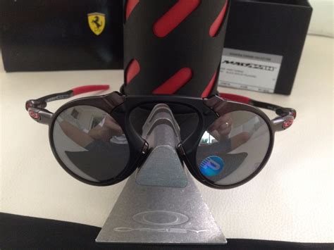 Maybe you would like to learn more about one of these? Oakley Madman Edicao Especial Ferrari (n Juliet X Metal Mars - R$ 1.700,00 no MercadoLivre