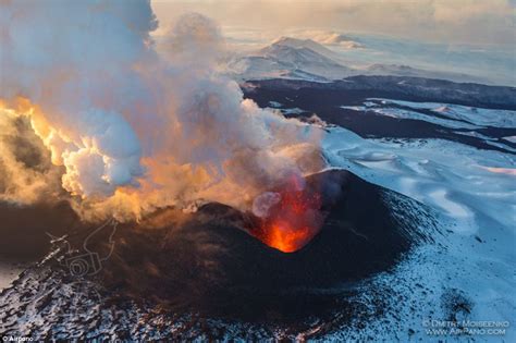 Watch A Volcano Exploding Amazing 360 Degree Interactive Panorama