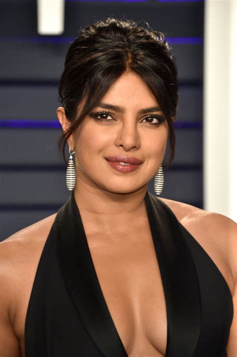 Priyanka Chopra Fappening Sexy Sideboobs At Oscar Party The Fappening