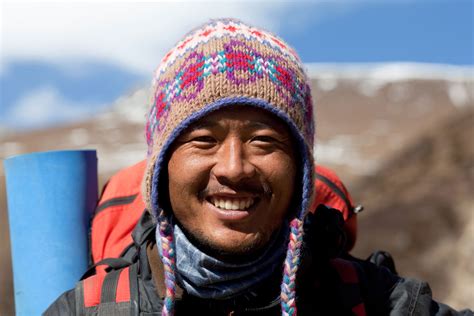 Sherpas Of Everest A Guide To The People And Their