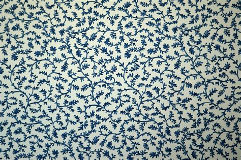 Blue And White Leaf Calico Wallpaper For Walls Top 10 Free Floral