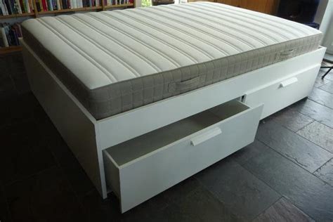 Matratzen 140x200 entsprechen einem doppelbett und werden oft als französisches bett bezeichnet. IKEA Bett, 200x140, » Betten