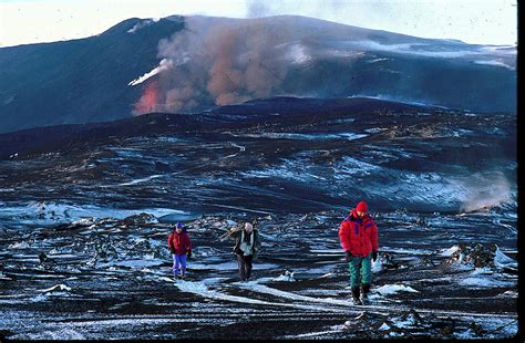 Mount Hekla Shows Signs Of High Magma Pressure Iceland Monitor