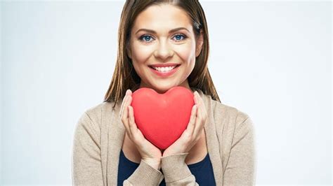 8 things every woman should know about her heart german heart centre
