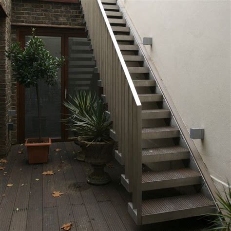 You probably have plenty of thoughts from kitchen décor ideas to bedroom decorating ideas, but there's a smaller space you're probably overlooking within all your design plans: Exterior Design : Narrow Outside Metal Stair Design How to ...