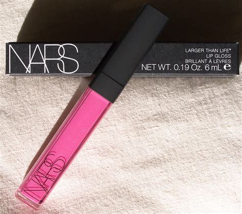 poppy-in-the-sky-nars-coeur-sucré-larger-than-life-lip-gloss