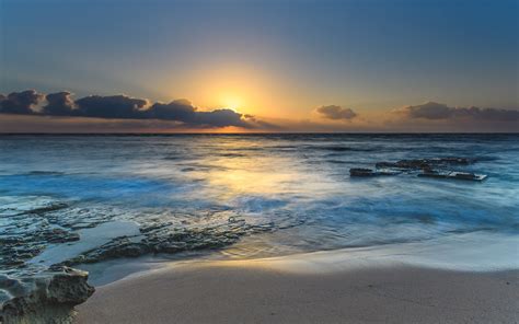 Sunrise Seascape Capturing The Sunrise From Toowoon Bay Be Flickr