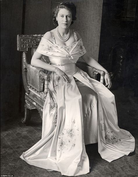Princess Elizabeth Alexandra Mary Windsor Prior To Being Crowned Queen Reina Elizabeth Ii