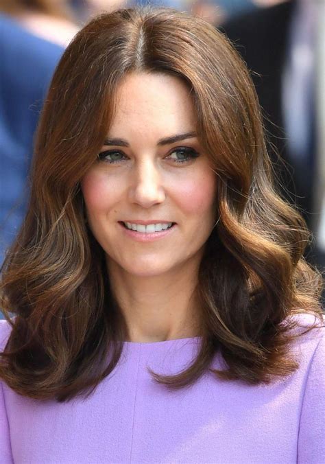 How Kate Middleton Achieves Her Famous Bouncy Curls And The Hair Dye